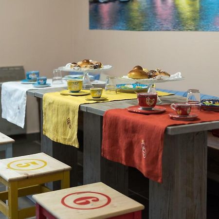 Bed And Breakfast Via Toledo 156 Νάπολη Εξωτερικό φωτογραφία