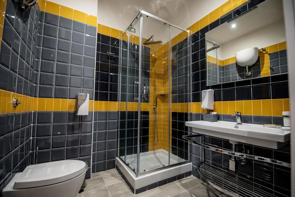Bed And Breakfast Via Toledo 156 Νάπολη Εξωτερικό φωτογραφία
